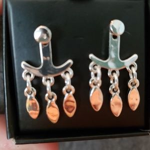 Convertible dangle earrings
